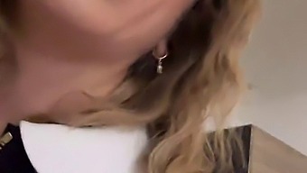 法国熟女被大鸡巴操她的阴道和屁股
