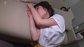 为与成熟女人的性爱付费。