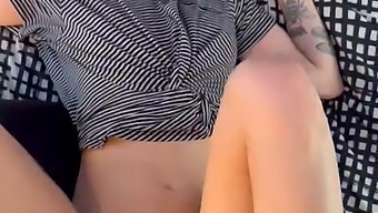 유럽의 아마추어가 근접한 Pov 경험, 12인치 아나콘다의 거대한 음경을 자신의 타이트한 얼굴에 넣어봤어요!